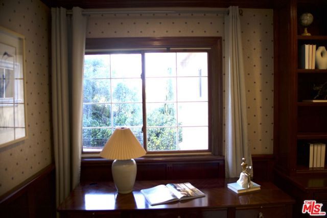 11502 Dona Teresa Drive, Studio City (los Angeles), CA 91604