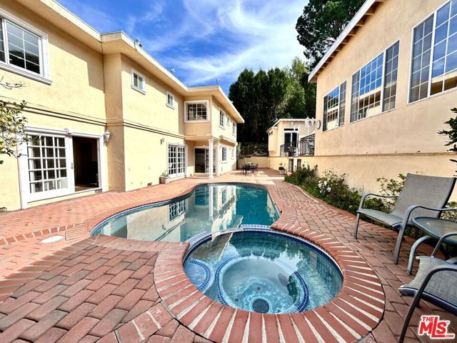 11502 Dona Teresa Drive, Studio City (los Angeles), CA 91604