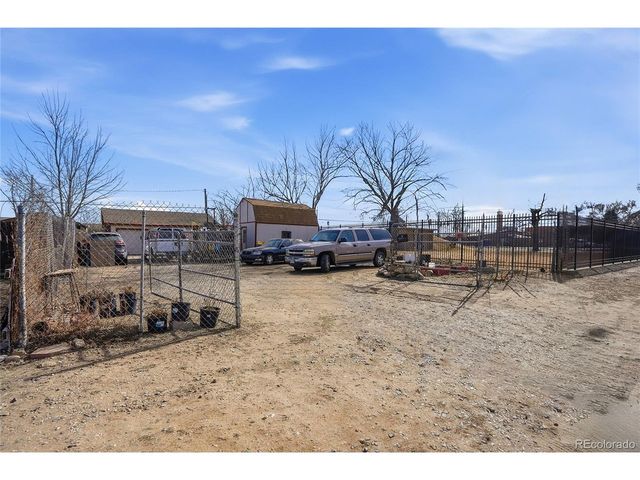 8010 Jasmine St, Dupont, CO 80024