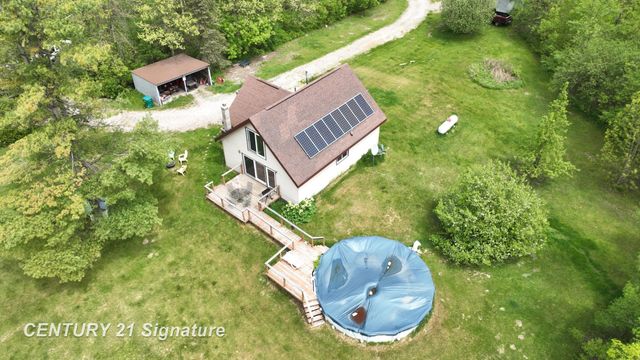 150 E Winegars Road, Gladwin, MI 48624
