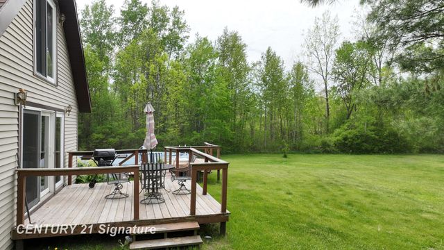 150 E Winegars Road, Gladwin, MI 48624