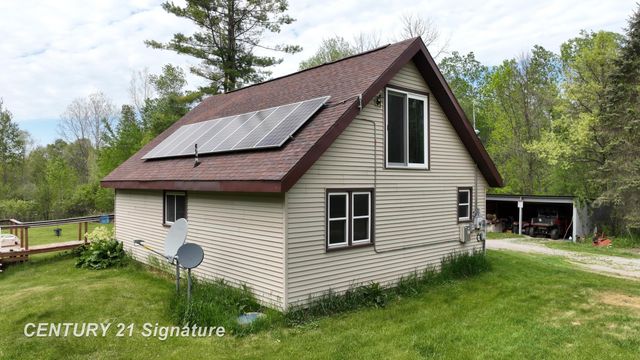 150 E Winegars Road, Gladwin, MI 48624