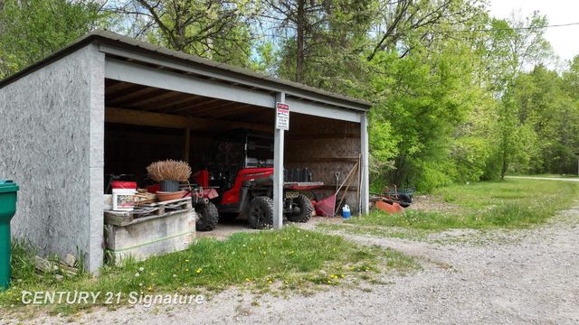 150 E Winegars Road, Gladwin, MI 48624