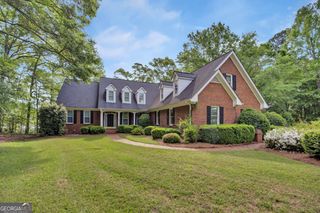 125 Lake Drive, Covington, GA 30014