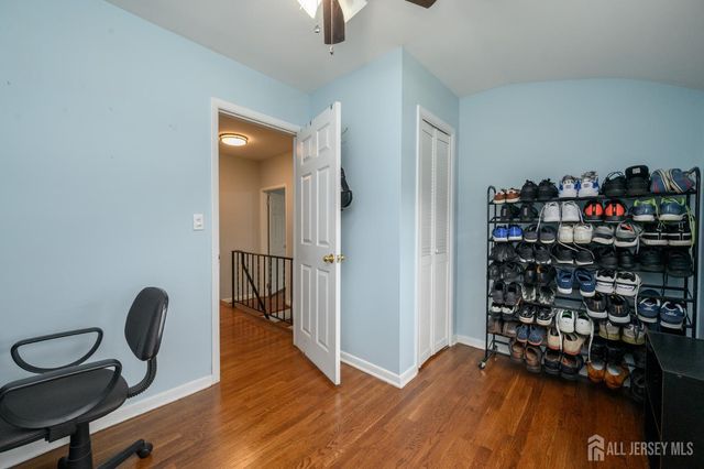 311 Oak Parkway, Dunellen, NJ 08812