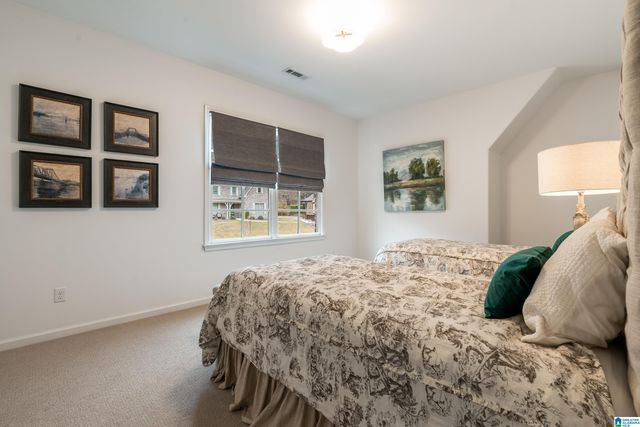 1046 FAIRFIELD LANE, Birmingham, AL 35242