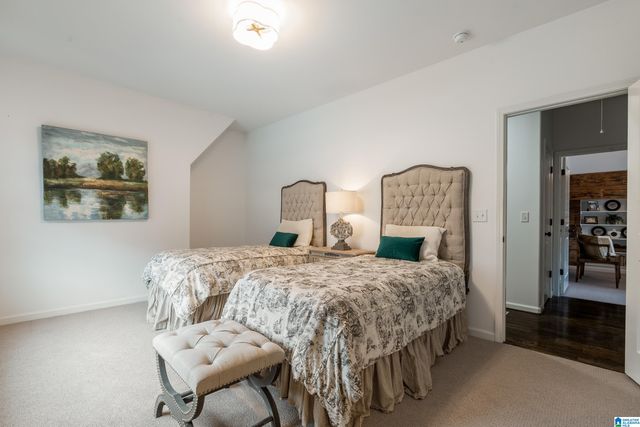 1046 FAIRFIELD LANE, Birmingham, AL 35242