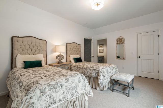 1046 FAIRFIELD LANE, Birmingham, AL 35242