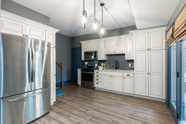 1046 FAIRFIELD LANE, Birmingham, AL 35242