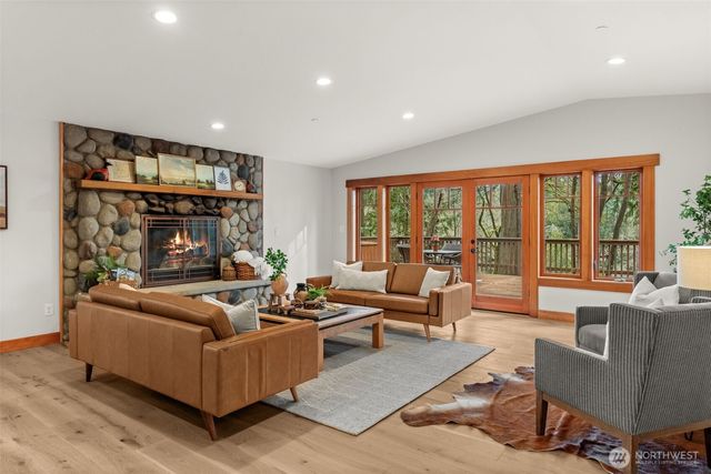 11725 122nd Avenue NW, Gig Harbor, WA 98329