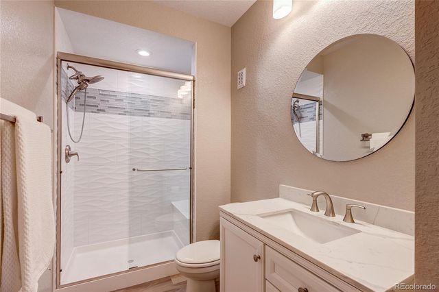 8035 S Kewaunee Street, Aurora, CO 80016