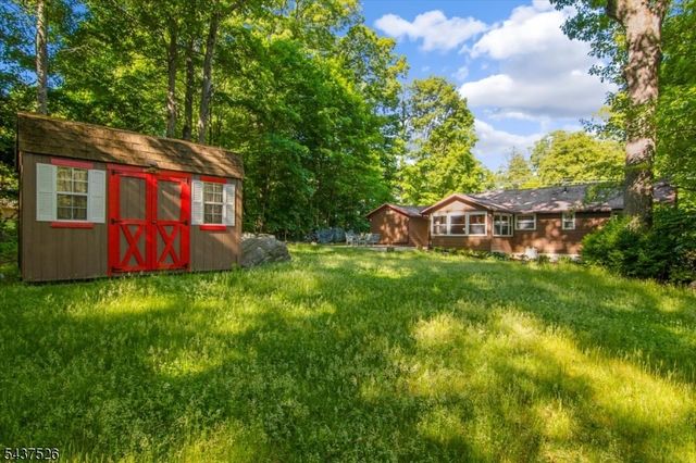 134 Birch Rd, Vernon Twp., NJ 07422