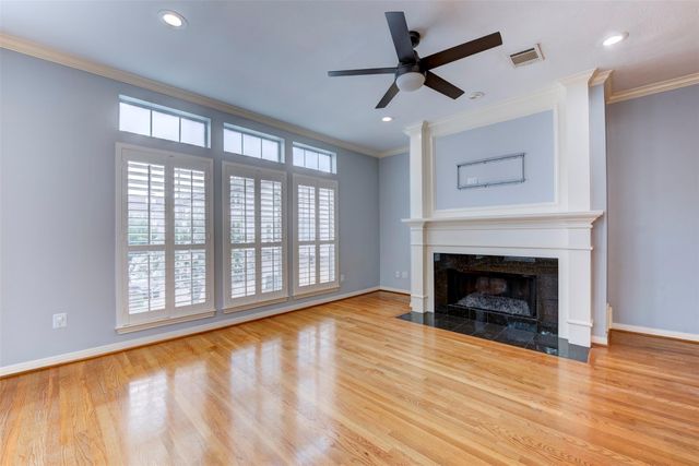 34 Waugh Drive D, Houston, TX 77007
