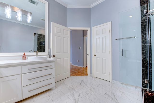 34 Waugh Drive D, Houston, TX 77007