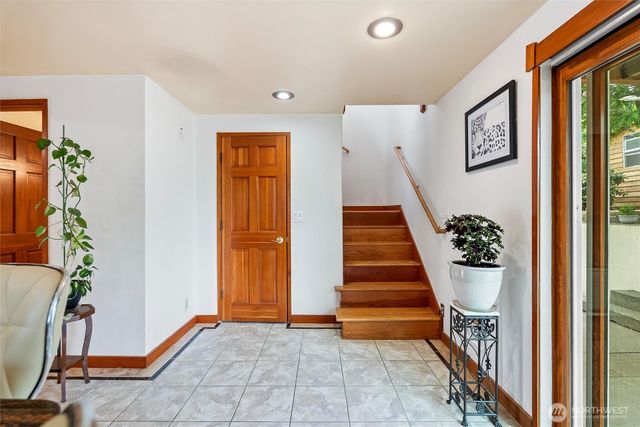 4821 S Brandon Street, Seattle, WA 98118