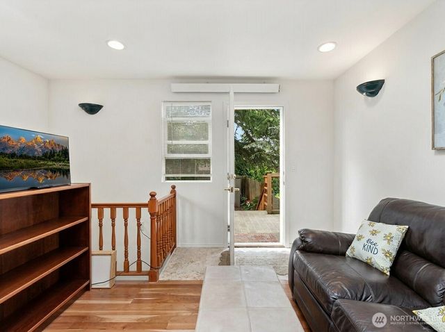 4821 S Brandon Street, Seattle, WA 98118