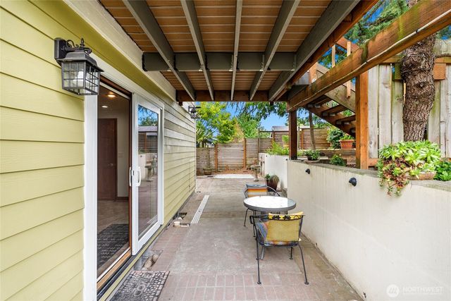 4821 S Brandon Street, Seattle, WA 98118