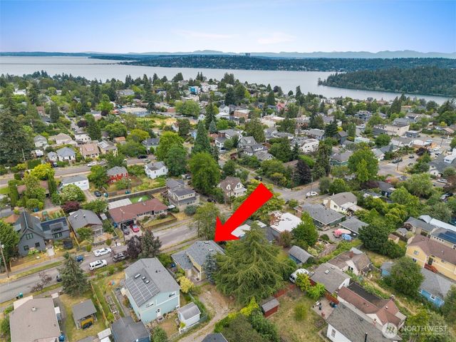 4821 S Brandon Street, Seattle, WA 98118