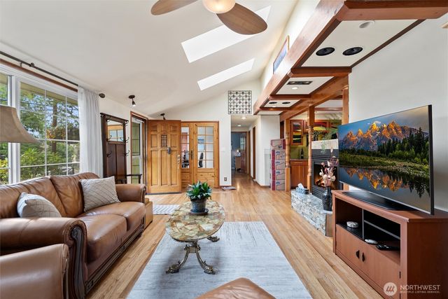 4821 S Brandon Street, Seattle, WA 98118