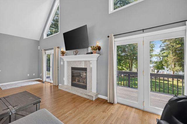 9 Broadview Ave, Berkley, MA 02779
