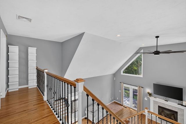 9 Broadview Ave, Berkley, MA 02779