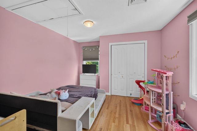 9 Broadview Ave, Berkley, MA 02779