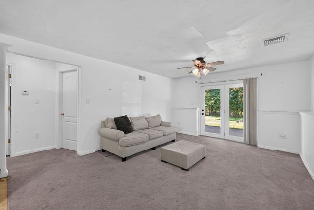 9 Broadview Ave, Berkley, MA 02779