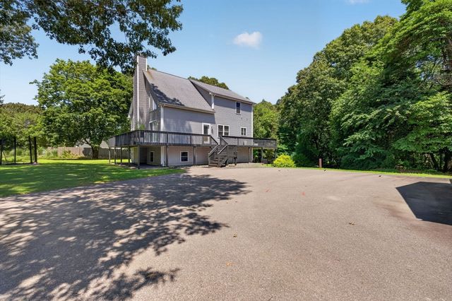 9 Broadview Ave, Berkley, MA 02779