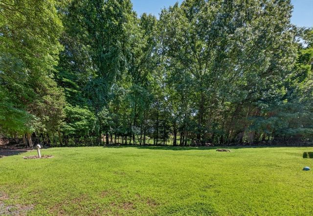 9 Broadview Ave, Berkley, MA 02779