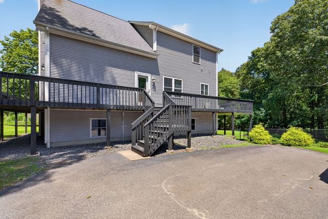 9 Broadview Ave, Berkley, MA 02779