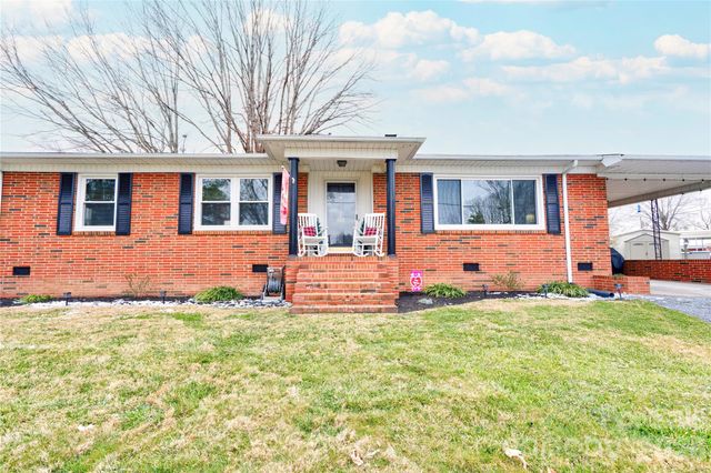 402 N Cherry Street, Cherryville, NC 28021