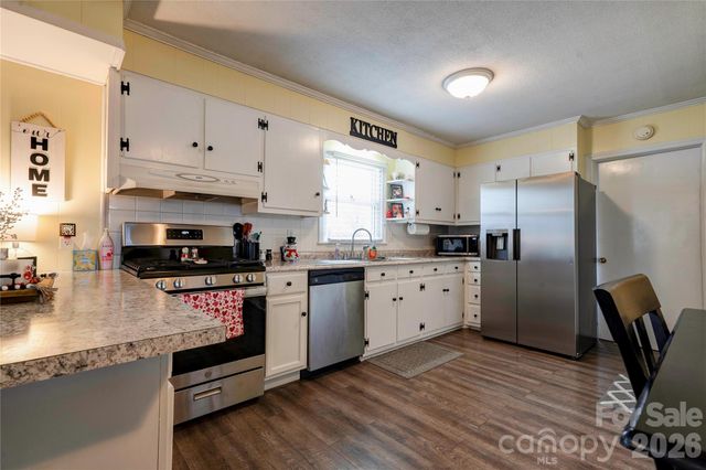 402 N Cherry Street, Cherryville, NC 28021