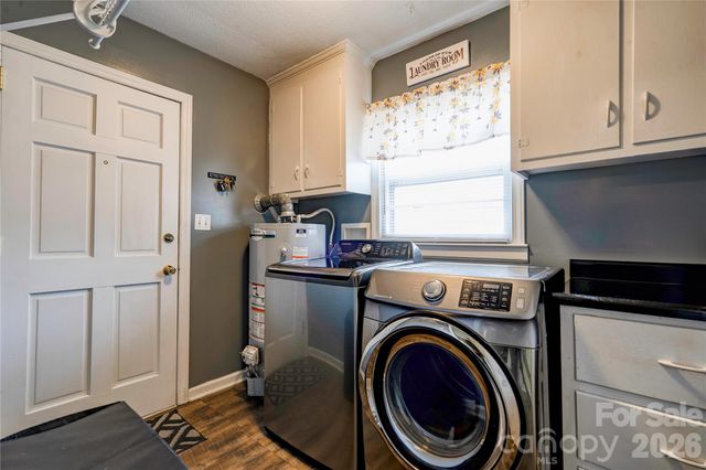 402 N Cherry Street, Cherryville, NC 28021