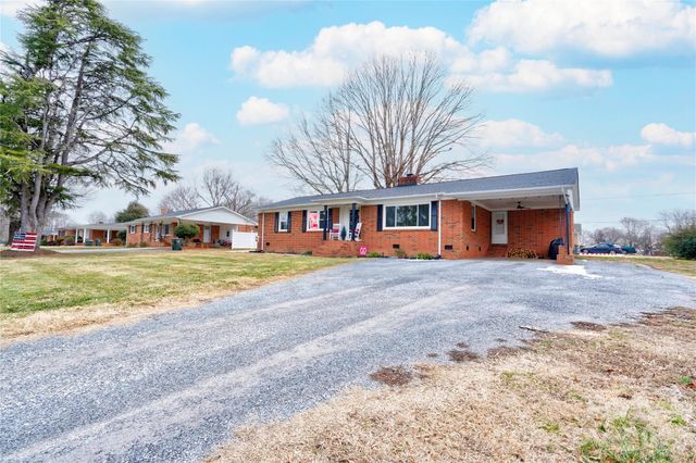 402 N Cherry Street, Cherryville, NC 28021