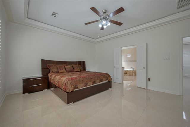 5411 Oban Terrace Lane, Sugar Land, TX 77479