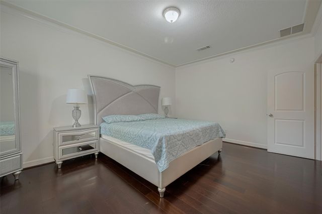 5411 Oban Terrace Lane, Sugar Land, TX 77479