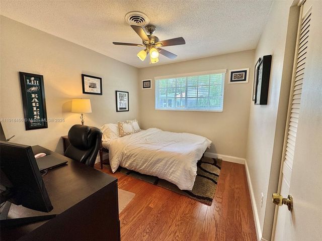 16225 SW 88th Ave Rd, Palmetto Bay, FL 33157