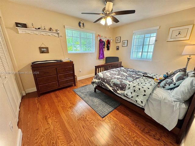 16225 SW 88th Ave Rd, Palmetto Bay, FL 33157