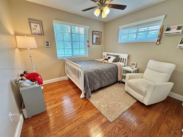 16225 SW 88th Ave Rd, Palmetto Bay, FL 33157