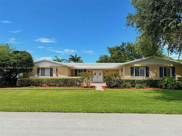 16225 SW 88th Ave Rd, Palmetto Bay, FL 33157