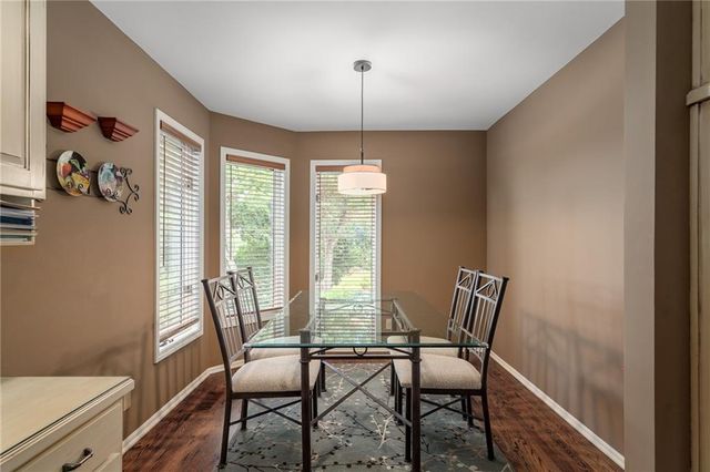 13735 W 82nd Street, Lenexa, KS 66215