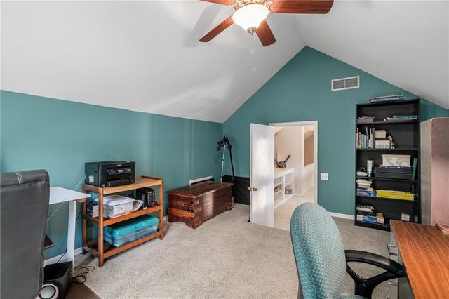 13735 W 82nd Street, Lenexa, KS 66215