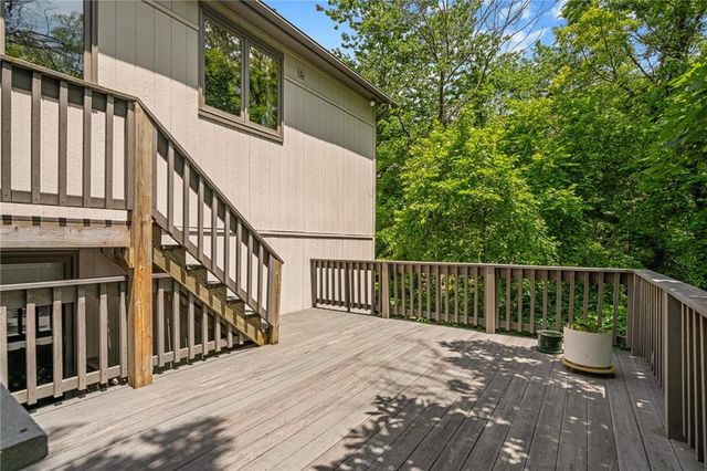 13735 W 82nd Street, Lenexa, KS 66215