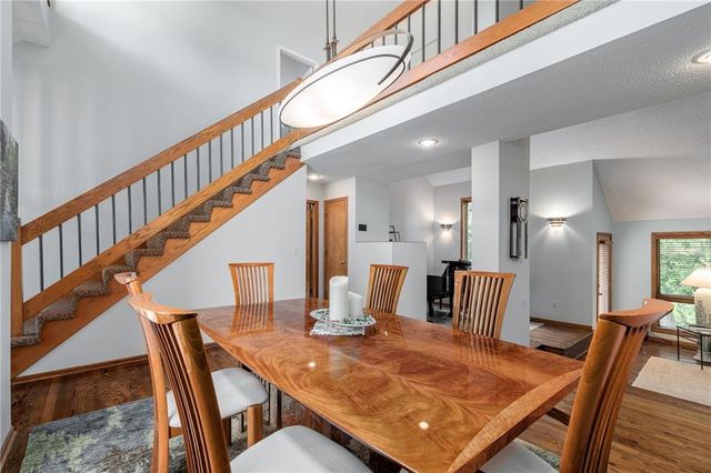 13735 W 82nd Street, Lenexa, KS 66215