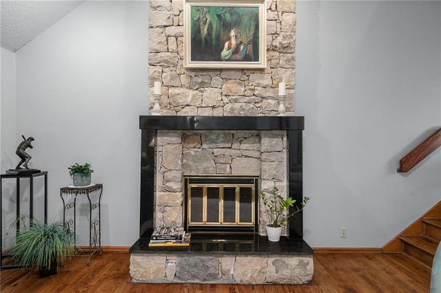 13735 W 82nd Street, Lenexa, KS 66215