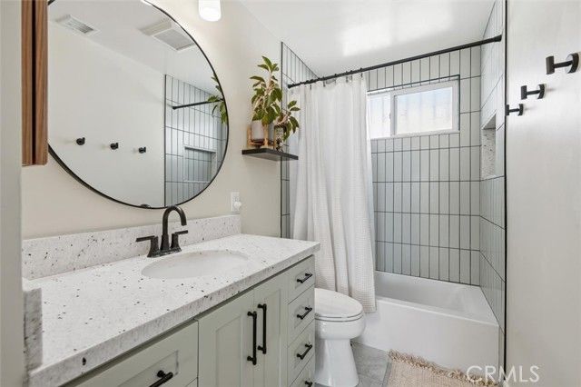 11851 Earlham, Orange, CA 92869