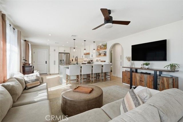 11851 Earlham, Orange, CA 92869