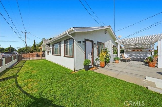 11851 Earlham, Orange, CA 92869