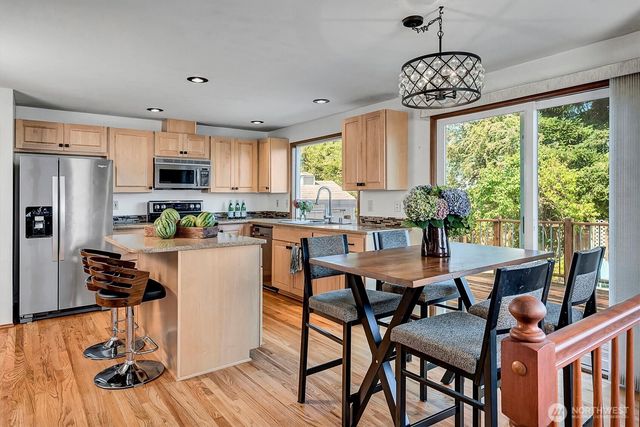 2403 238th Place SE, Bothell, WA 98021