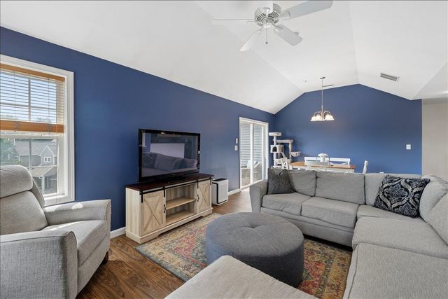 11 Edward Circle, Bedford, NH 03110